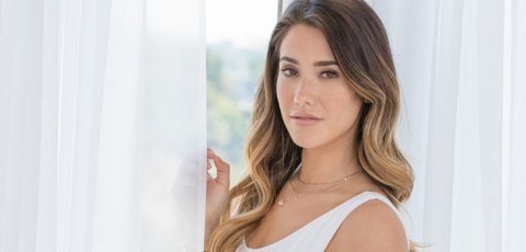 Find out what Eva Lovia's been up to - Read more now! Eva Lovia chats with Adult Empire.
