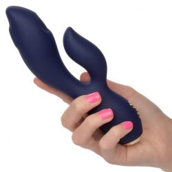 Chic Blossom Dual Massager with Oscillating G-spot Stimulation.