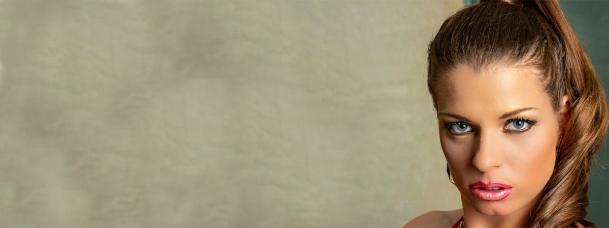 Pornstar Mona Lee AKA: Monalee, Mona. Born: November 28 1986. Brown hair.