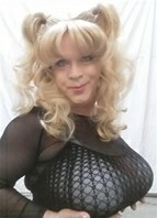 Sissy Molly