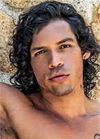 Alejandro Castillo Headshot