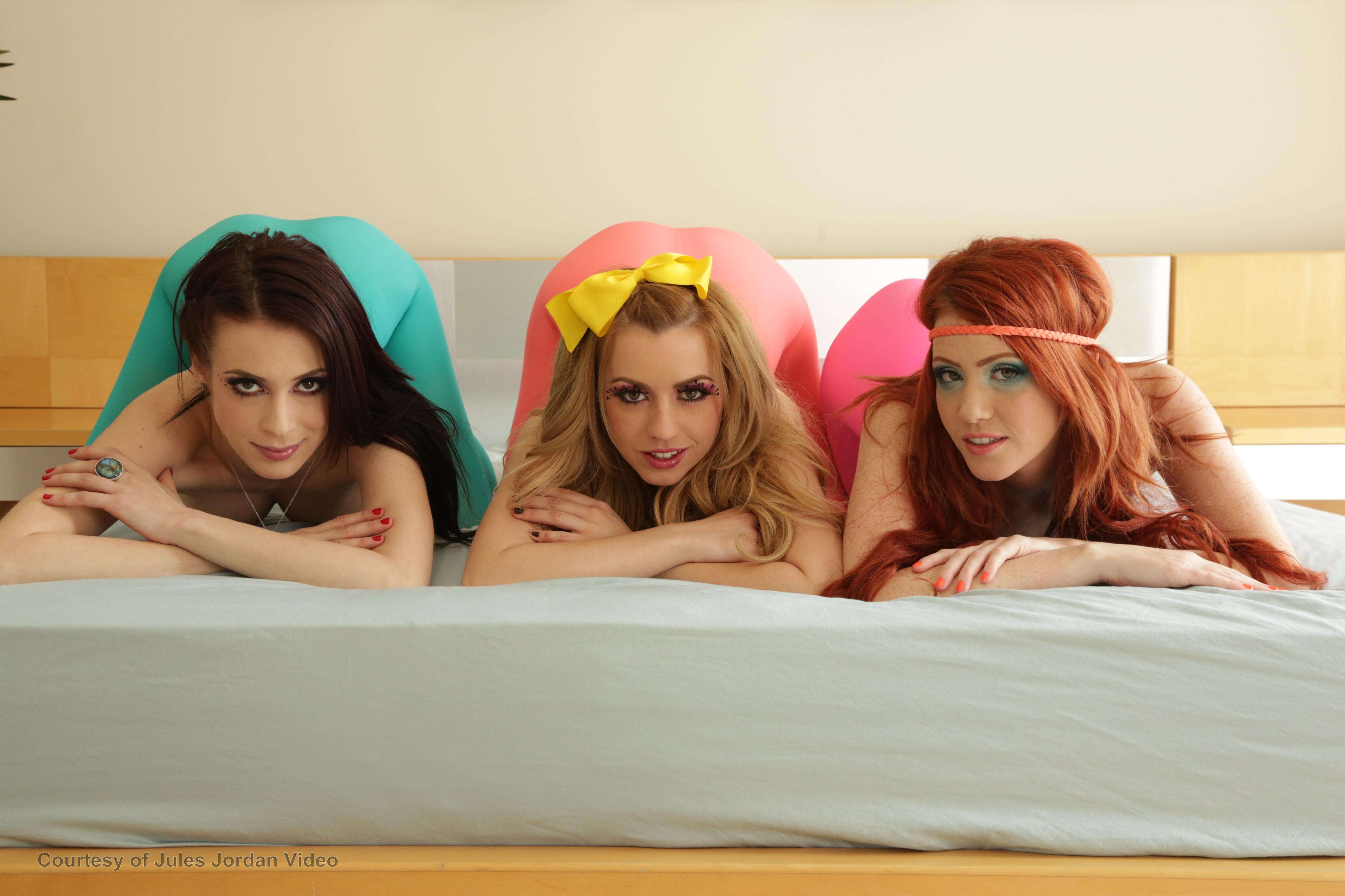 aiden ashley en lesbian scene en 2013 con lexi belle y la pelirroja elle alexandra