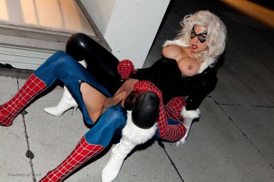 Imagen gratuita de 'Superman vs Spider-Man XXX: A Porn Parody' nº 3