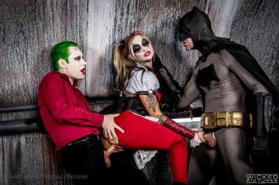 Imagen gratuita de 'Nothing Better Than Parody' nº 26