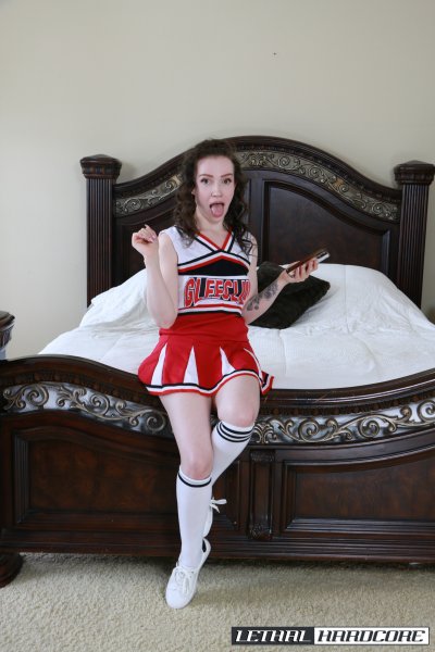 Free 'Cross Eyed Cock Loving Cheerleaders 8' pic nº 1