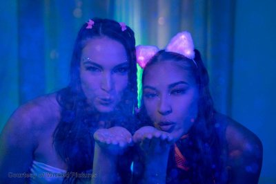 Free 'Kenzie Loves Girls 2' pic nº 20