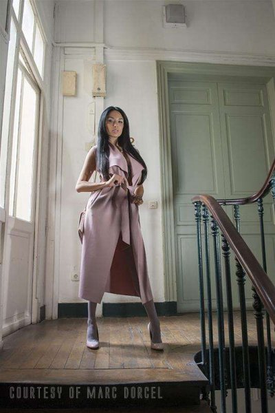 Free 'Parisian Pleasure Seekers' pic nº 1
