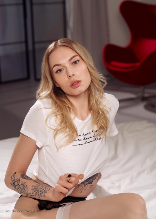 Confessions - Sex Art Gallery Image