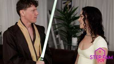 Imagen gratuita de 'Step Sis Wants To See My Lightsaber' nº 3