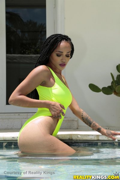 Imagen gratuita de 'Ebony Sex Addicts Vol. 3' nº 34