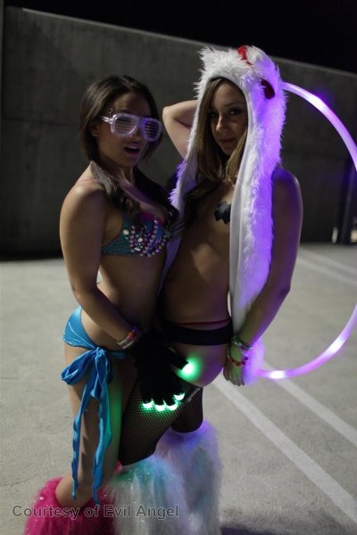 Imagen gratuita de 'Aiden's Angels' nº 174