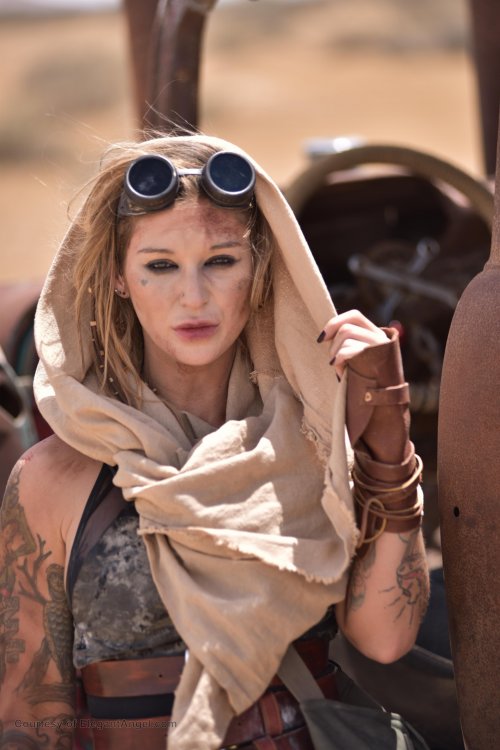 806747865570869363_1500