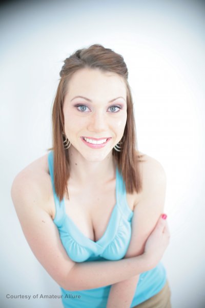 Imagen gratuita de 'Amateur Introductions Vol. 22' nº 47
