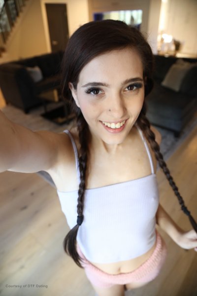 Free 'Popular Slut Club!' pic nº 28