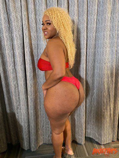 Imagen gratuita de 'Big Black Ass Movie Vol. 3, The' nº 35
