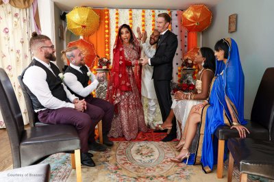 Imagen gratuita de 'Wet Hot Indian Wedding' nº 2