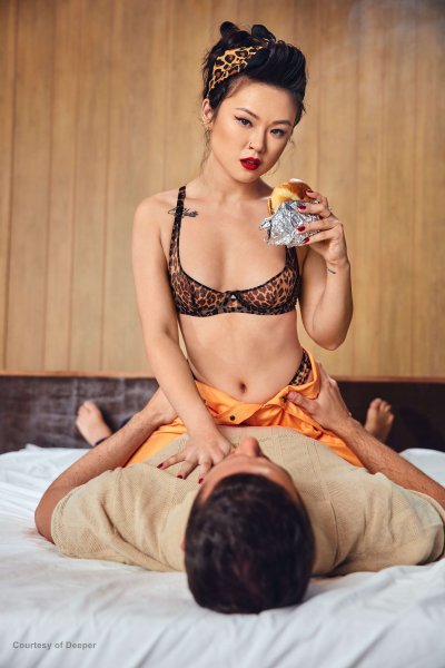 Imagen gratuita de 'Predatory Woman 3, The' nº 39