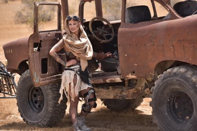 Imagen gratuita de 'Squirtwoman: Wasteland' nº 53