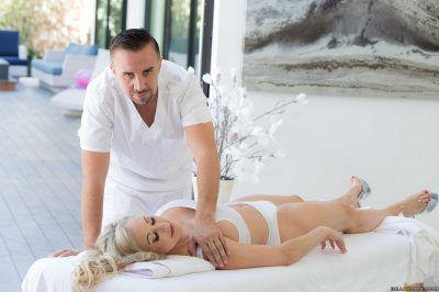 Free 'Dirty Masseur #19' pic nº 16
