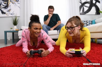 Imagen gratuita de 'Hot Girls Game' nº 116