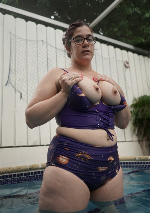 BBC Has Hotel Meeting with Nerdy Hot Wife Vicki Verona