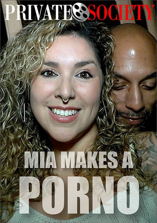 Mia Makes a Porno