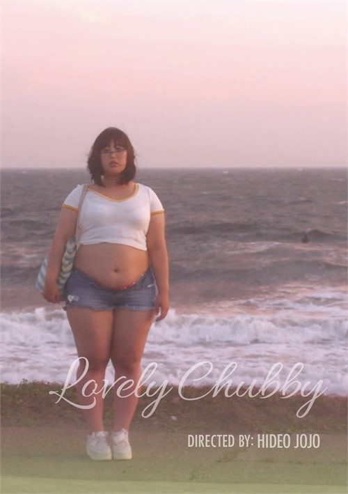 Sohilda oilaviy jinsiy aloqa onlayn Yalangoch fohisha yolda yuradi