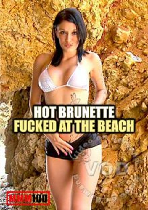 Hot Brunette Fucked At The Beach