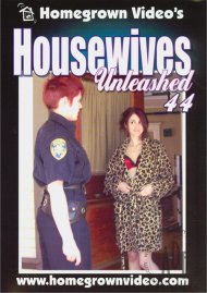 Housewives Unleashed 44 Boxcover